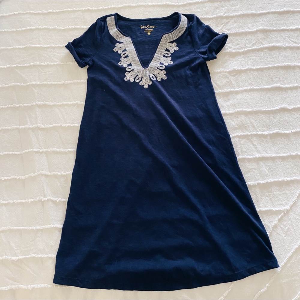 navy Lilly Pulitzer sundress
